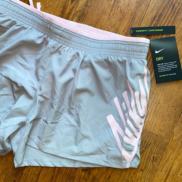 NIKE Dri fit short - Picture 2 of 3